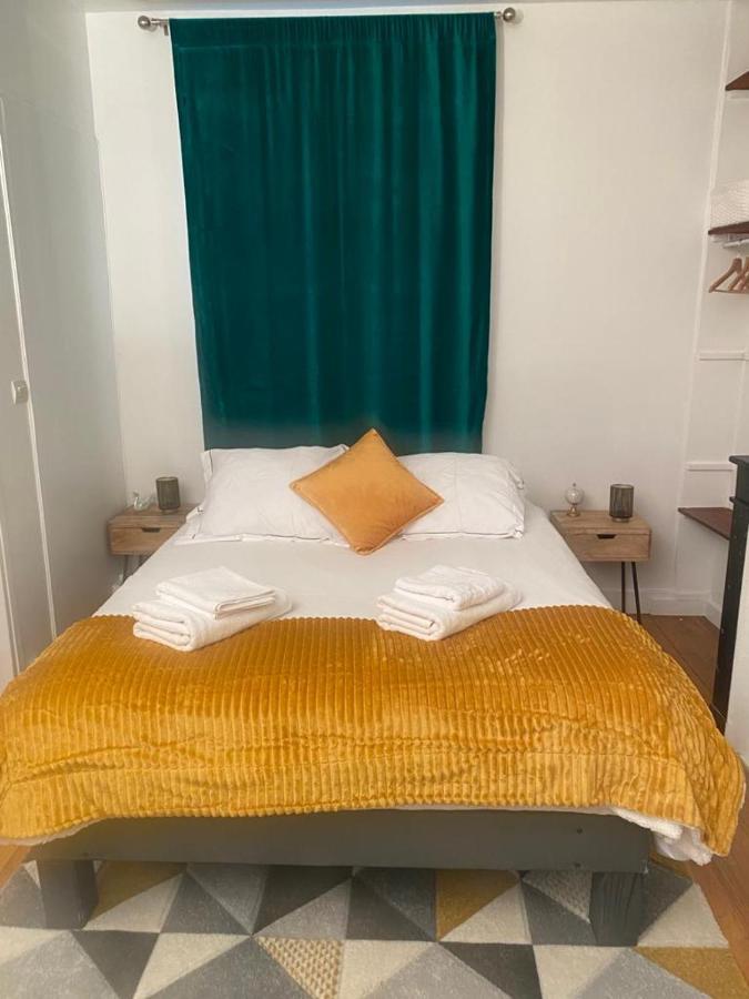Jolie Appartement A Paris Exterior photo